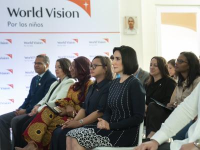 World Vision and First Lady present the 4th Journalism Award for Children_Dominican Republic