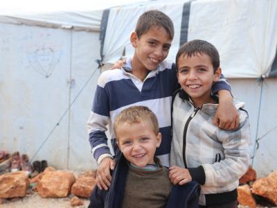 Children in a displacement camp 