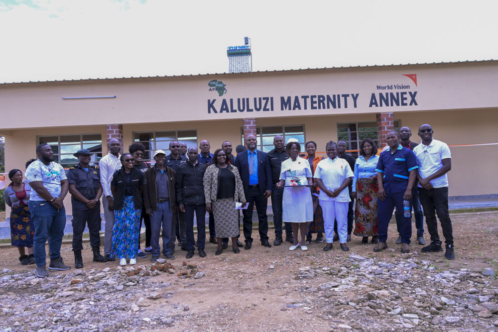 World Vision Zambia and Golf Fore Africa hand over Kaluruzi Maternity