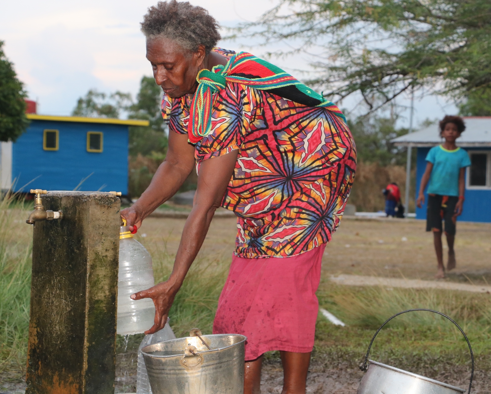 Bringing ripples of ease in accessing water for Louisa and other mothers in Daru (26)