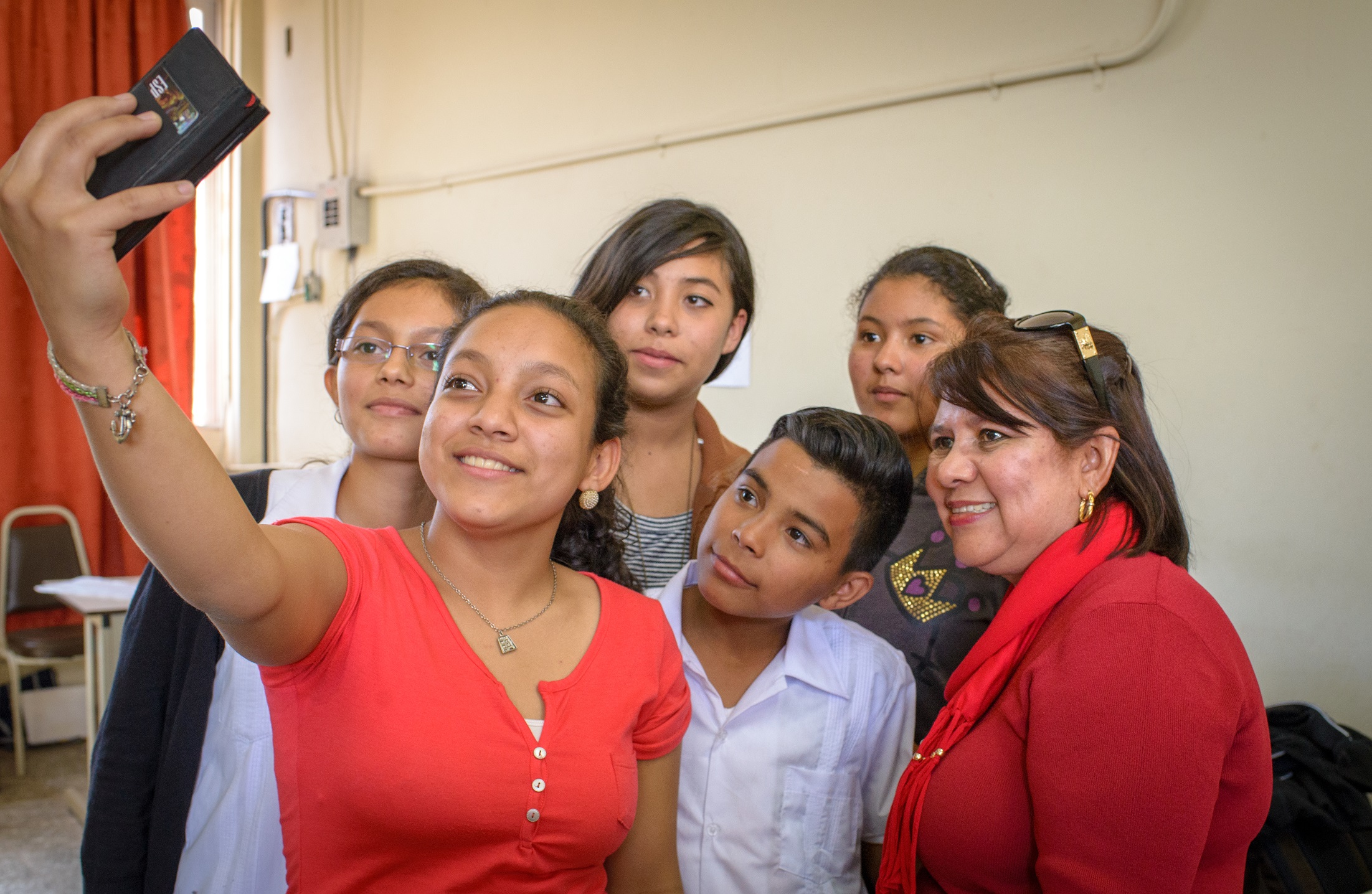 Rebecca Sevilla and her students 