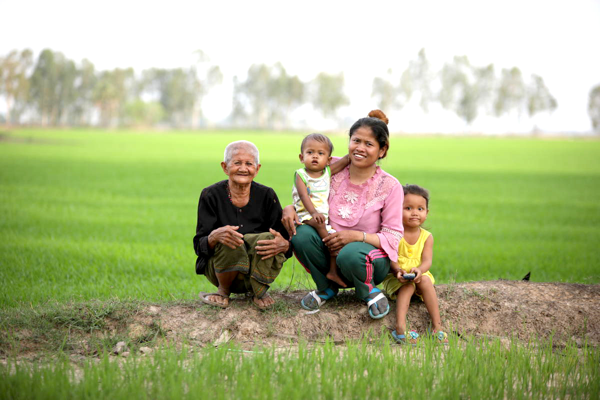 Photo of Nith and her family