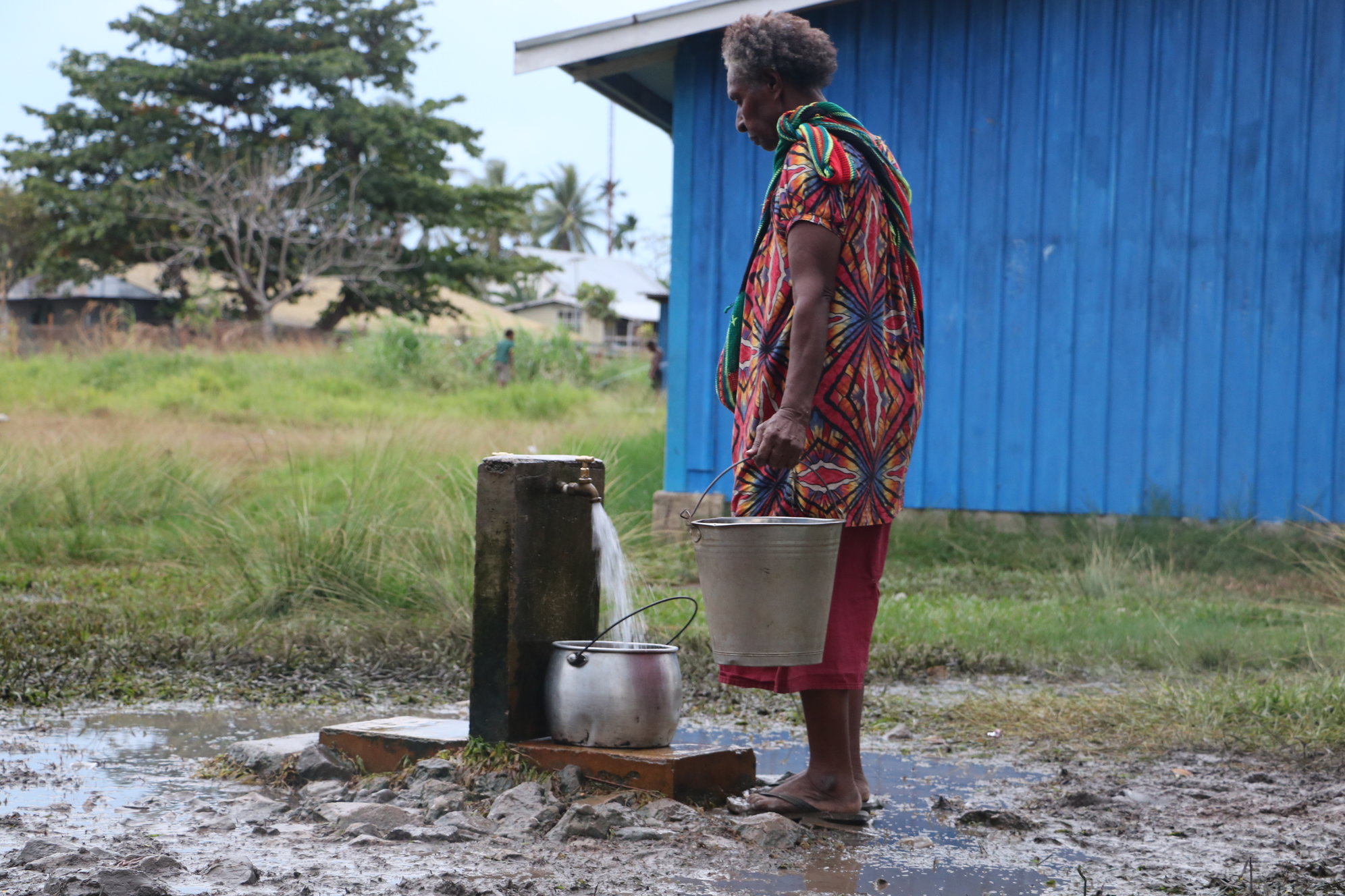 Women in South Fly to see ease in access to water burden WAVE project (21)