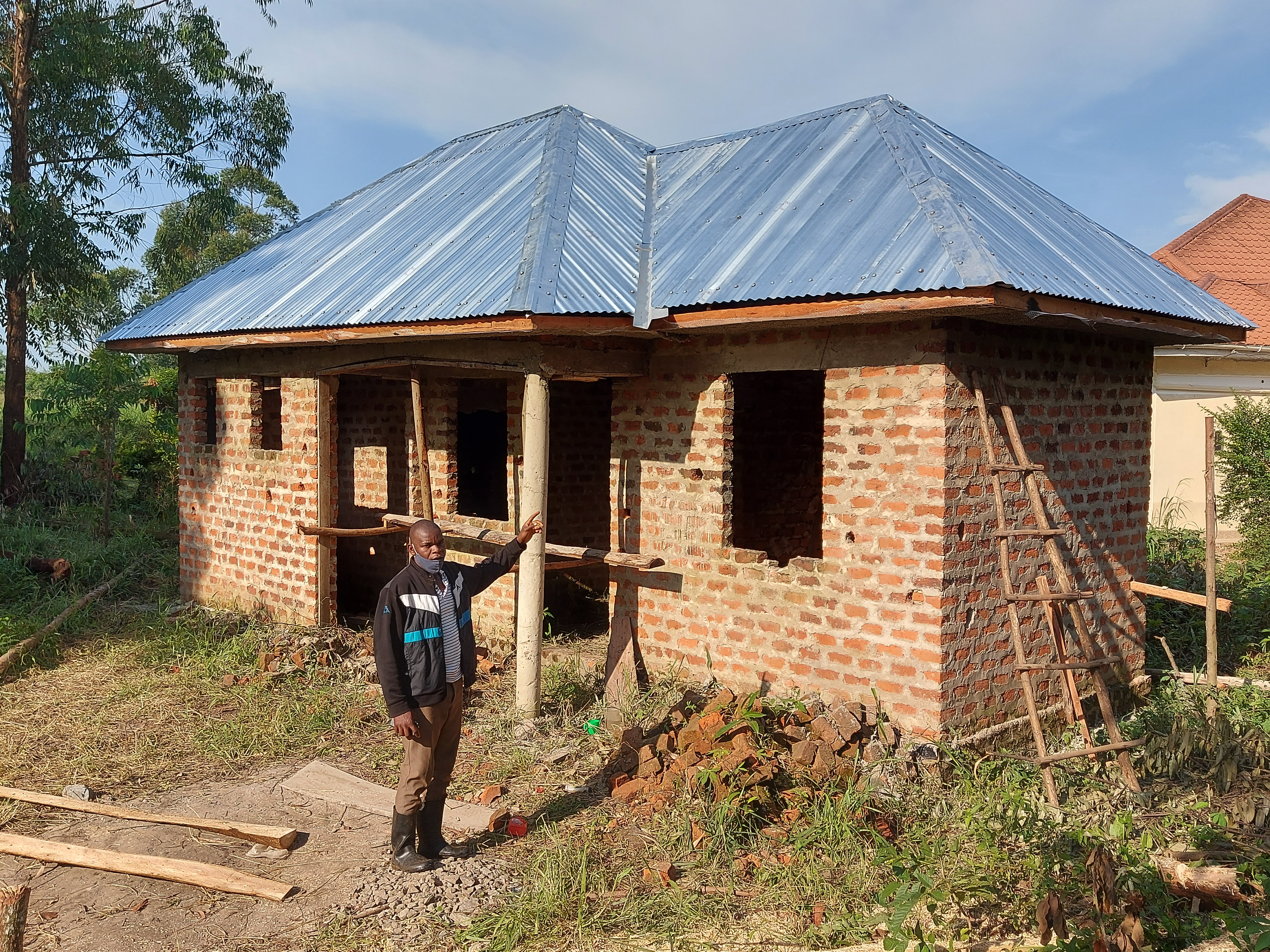 World Vision Uganda resilience livelihoods saving for tranformation dreams building secure livelihoods Household Enagement and Accountability Approach Clustering Households hoima kikuube