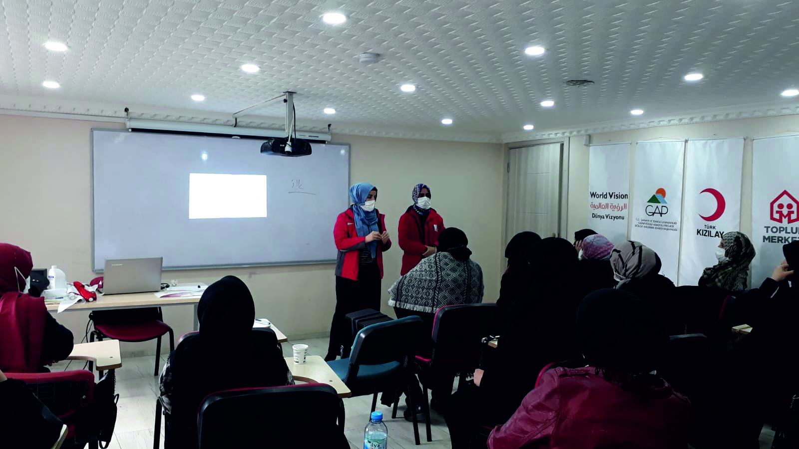 Syrian refugee and Turkish host community women provided with capacity building and inclusion sessions.
