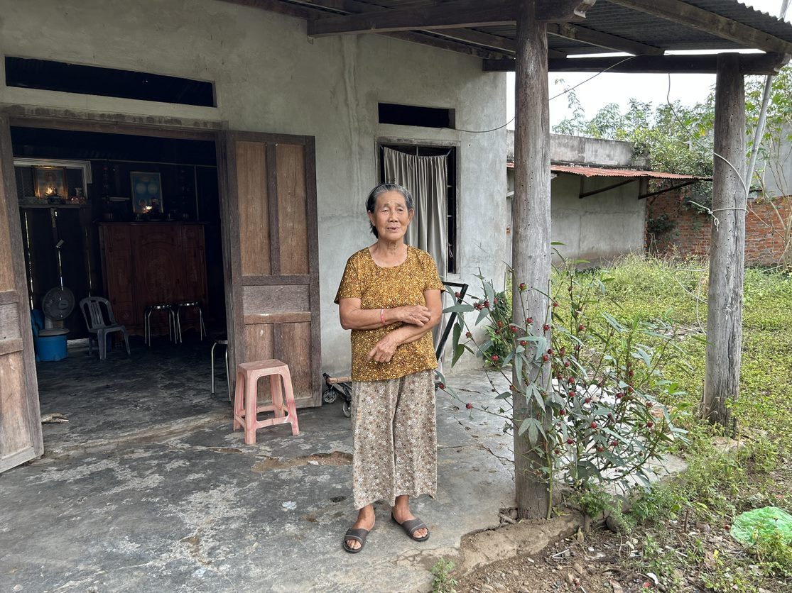 Ms. Le Thi Dan, a 74-year-old woman living alone in Thuan Hoa commune, was one of the program participants who benefitted from the ECHO-funded Anticipatory Action project.