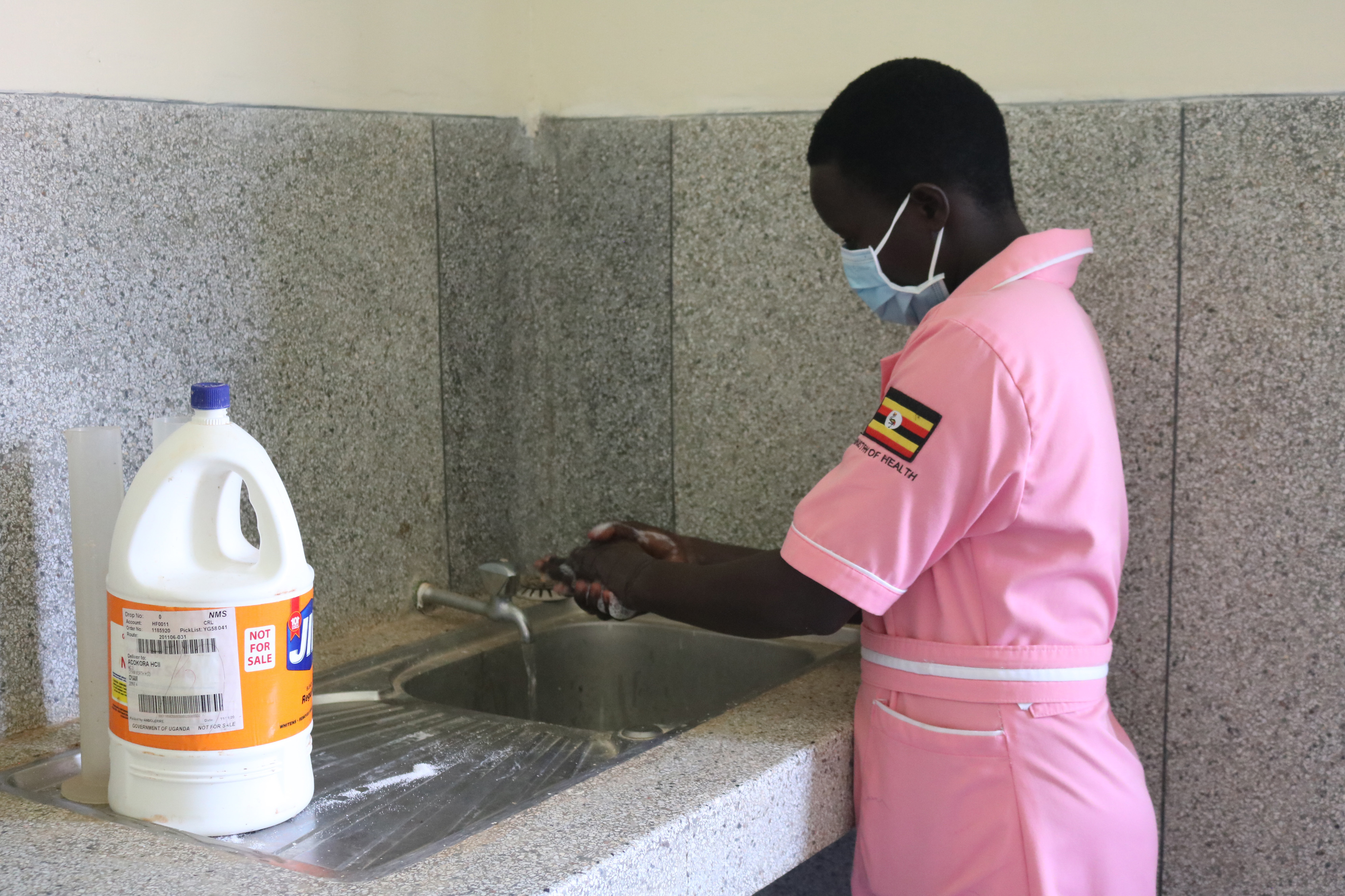 Uganda has reduced maternal deaths over the last decade, Yet still, 336 mother die for every 100,000 babies born. World Vision is tackling the challenge of home births by rehabilitating health care facilities and training health workers to provide quality and friendly services.