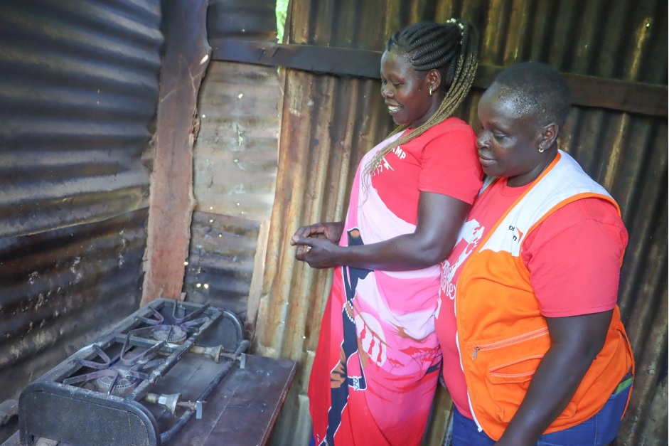 Zeddy expresses her gratitude for the biogas technology that, thanks to the IMARA programme, has simplified cooking in her household