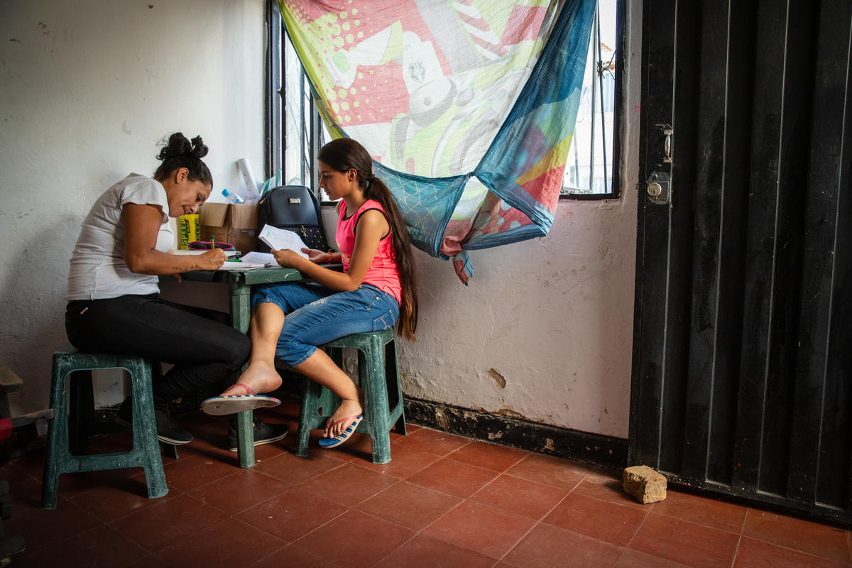 Venezuela refugee child in Colombia