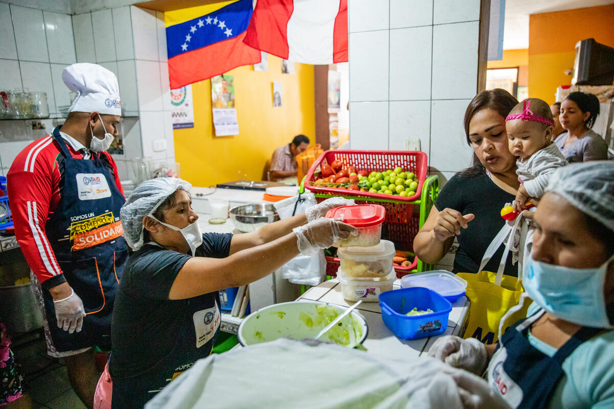 Feeding center in Peru for venezuelan refugees