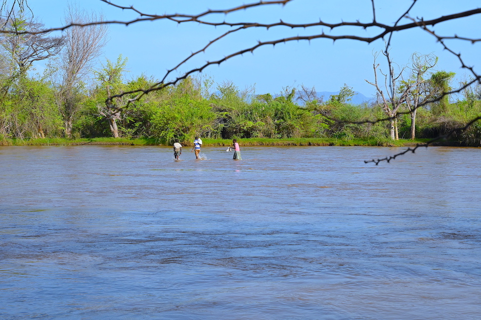 River Turkwel is a major source of water for communities in Turkana County, Kenya. ©World Vision Photo/Sarah Ooko.