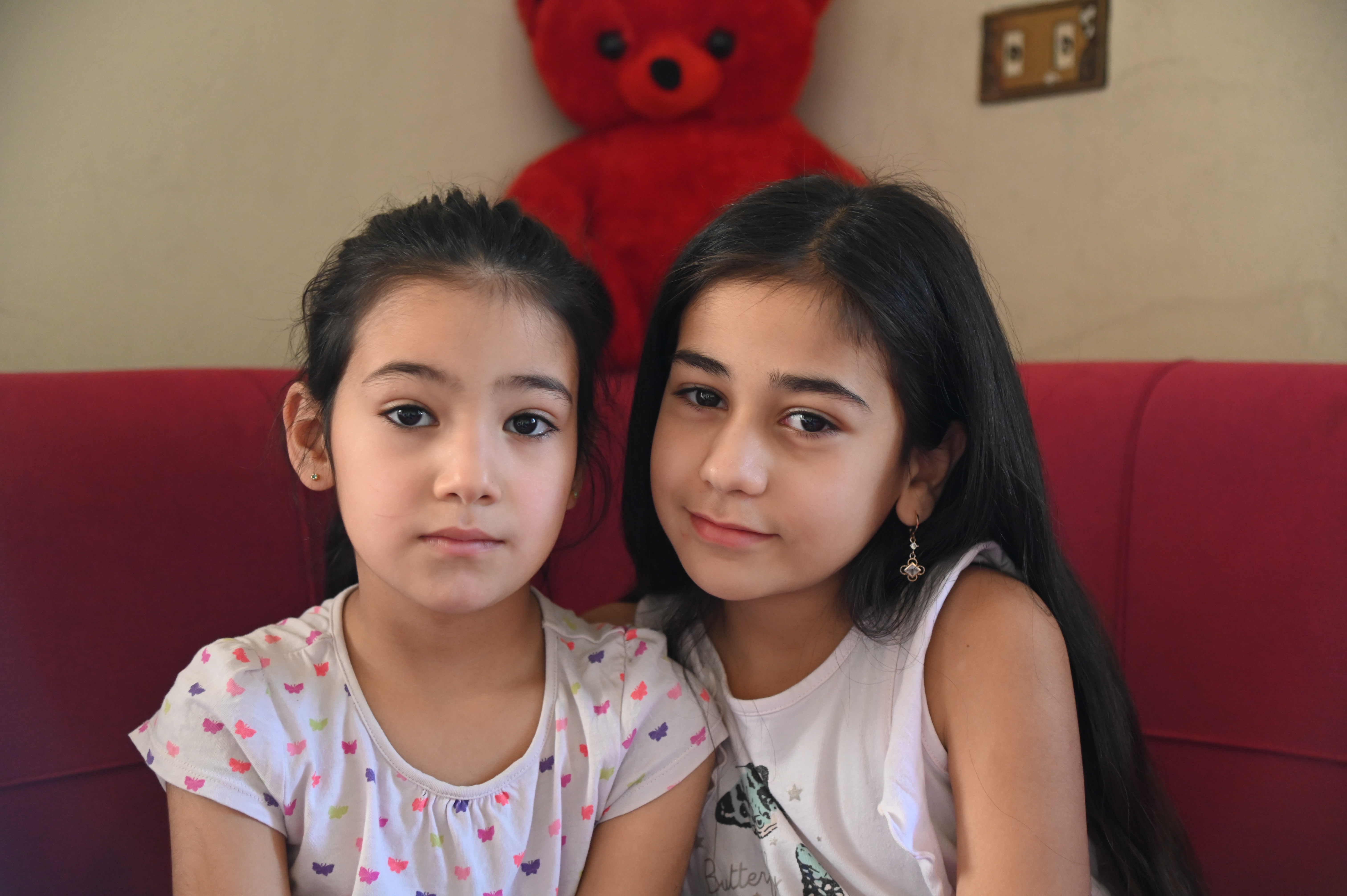 Rahaf and her sister