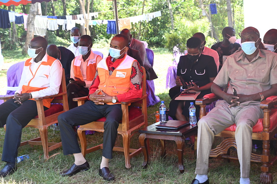 Cornel Rasanga (left), the Siaya County Governor and World Vision Staff. World Vision is supporting enhancing the capacity of health facilities in Siaya County so as to ensure patients get quality care.©World Vision Photo/Sarah Ooko.