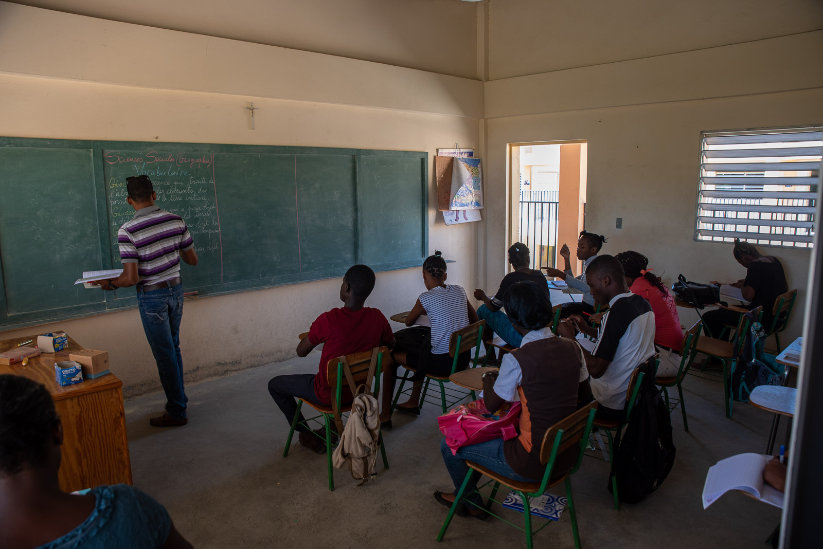 7th grade classroom in session