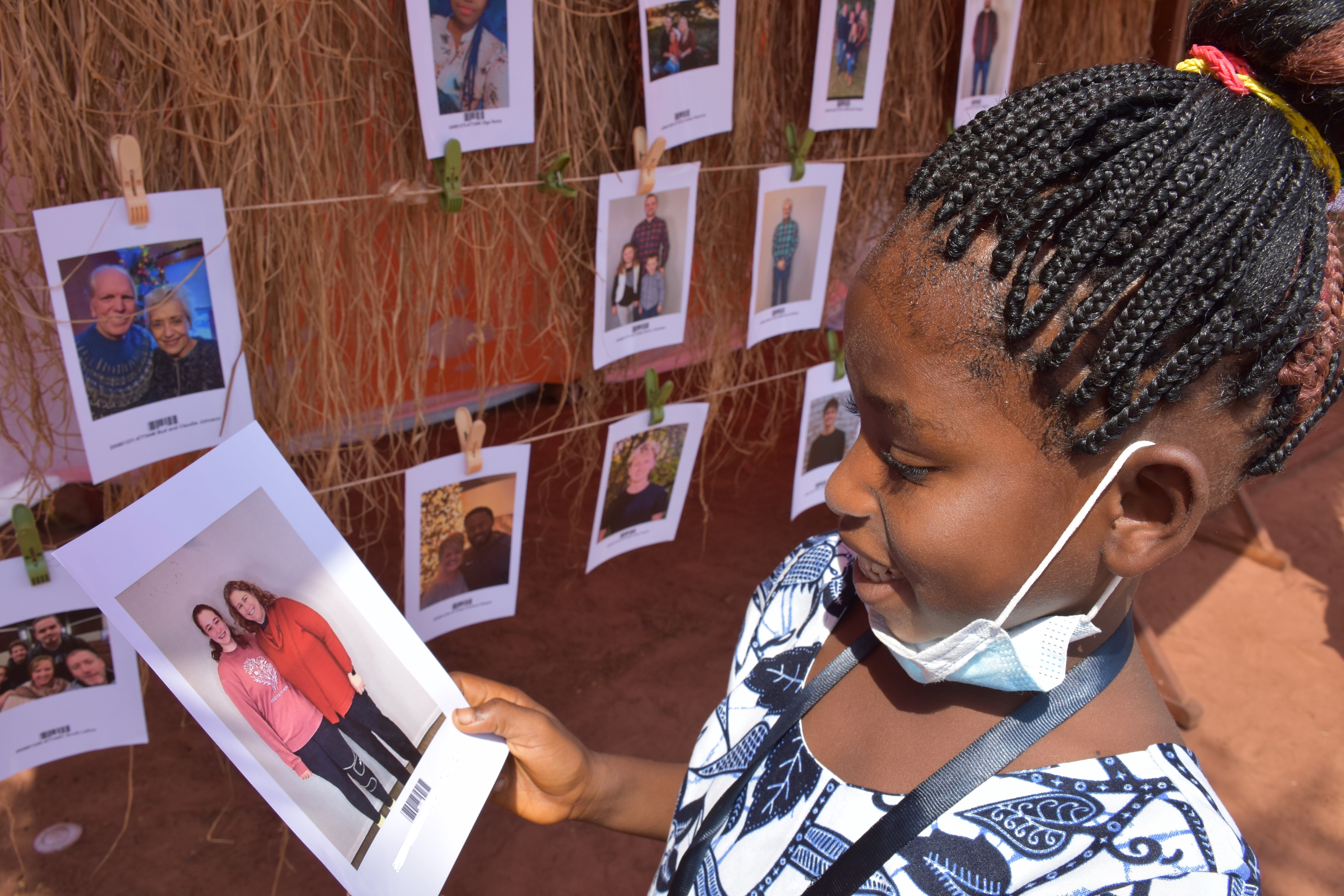 A child choosing her sponsor