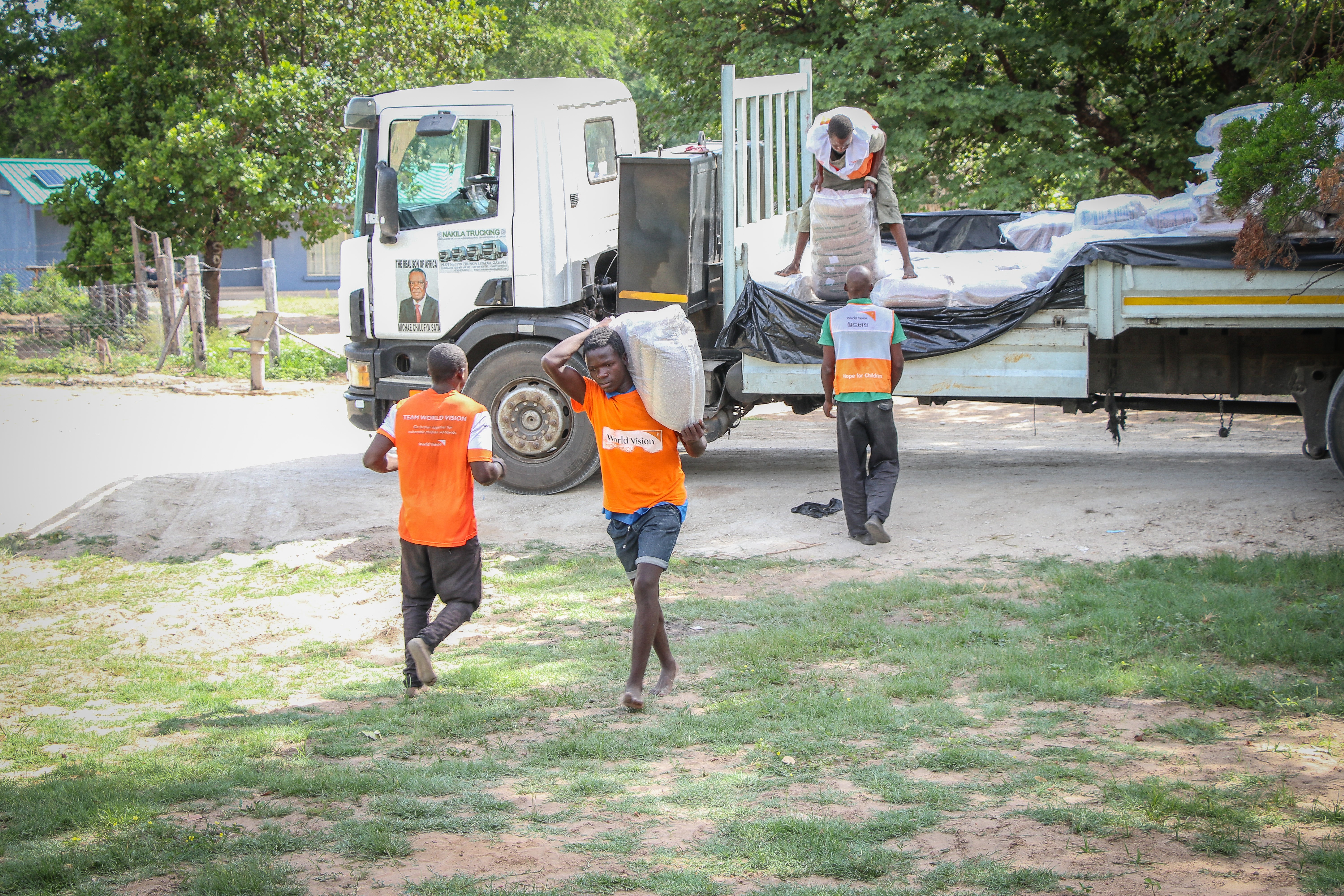 offloading seeds at a distribution point