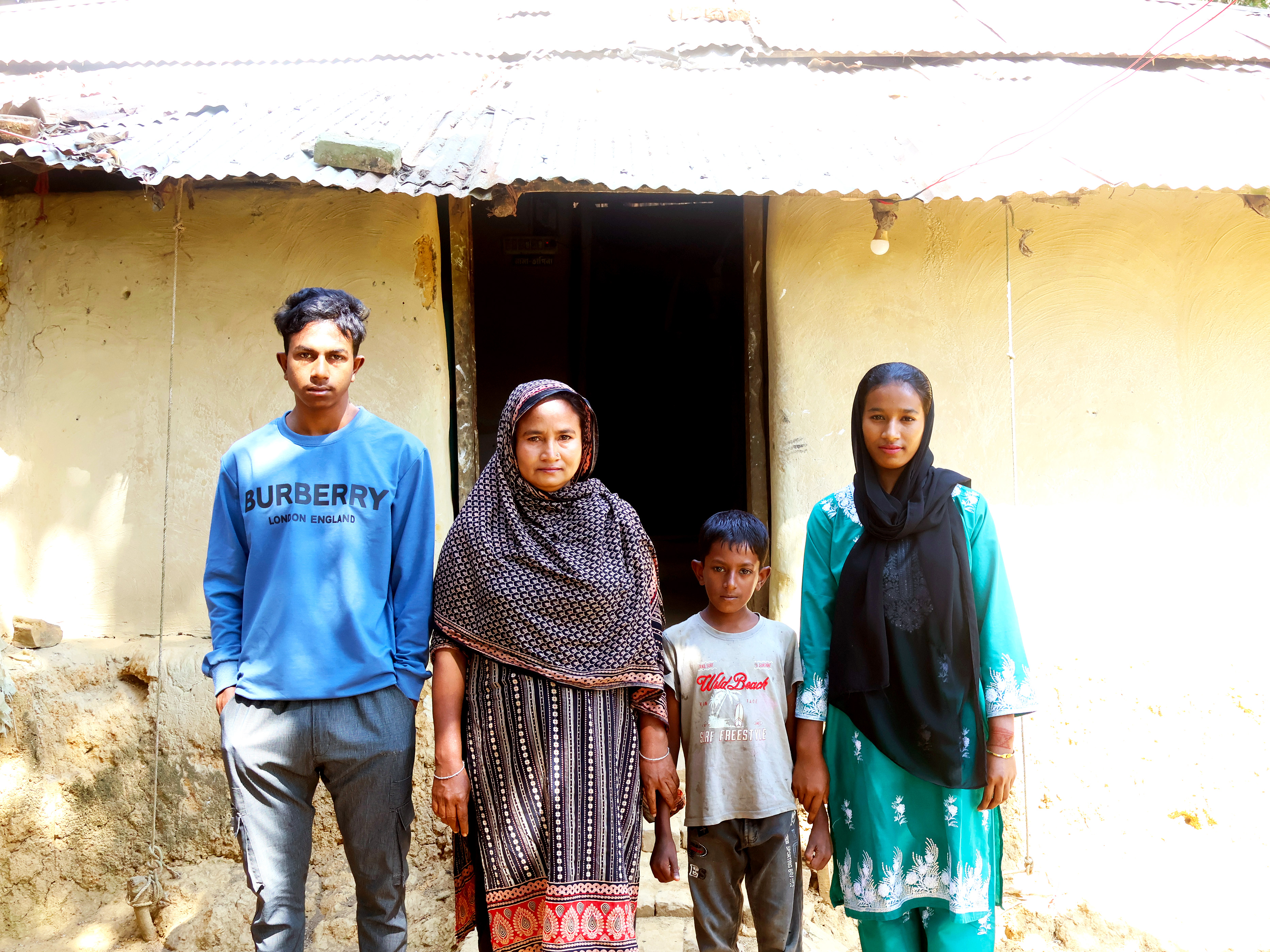 Tafura with her children