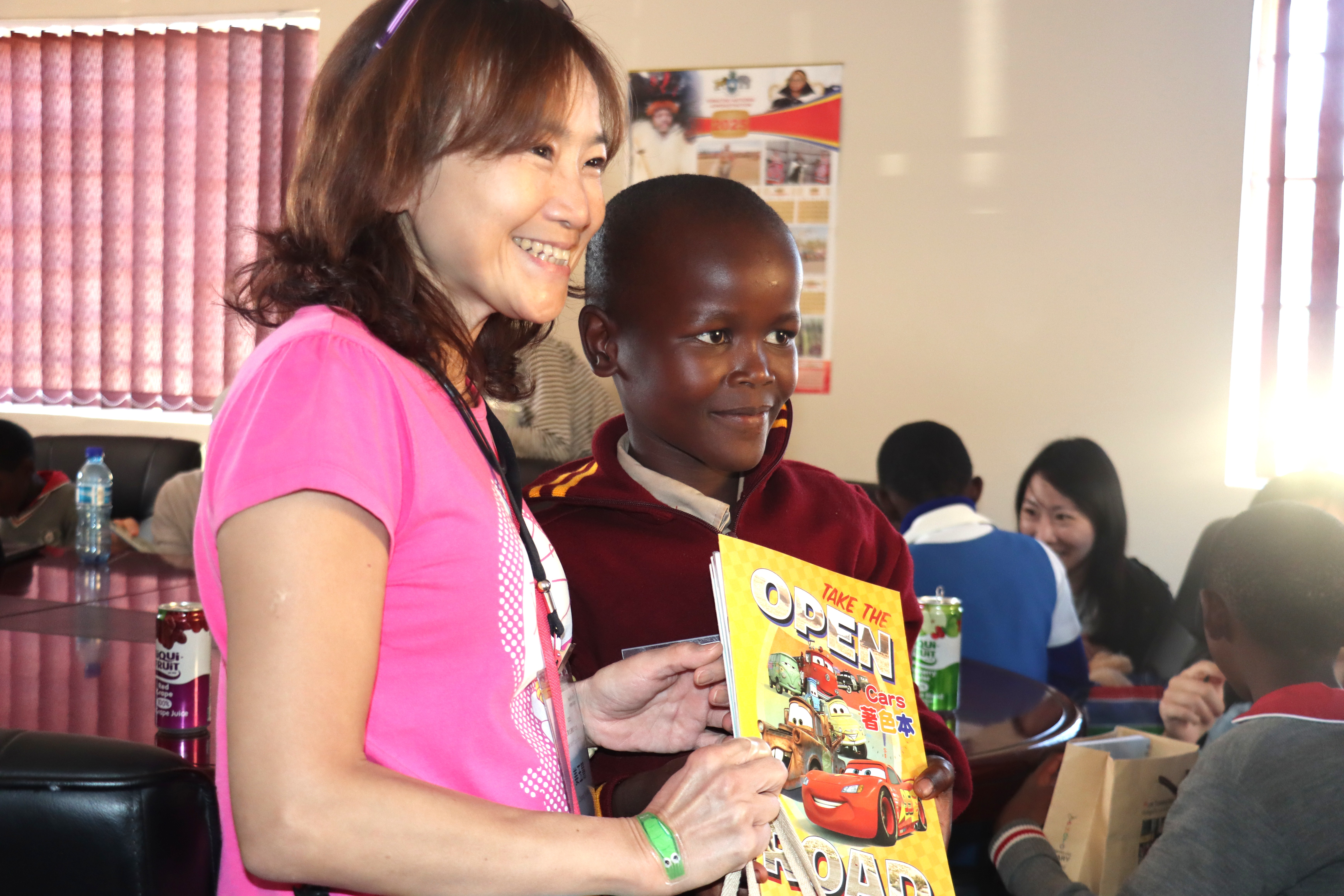 Taiwanese sponsors interacting with children in Mtsambama