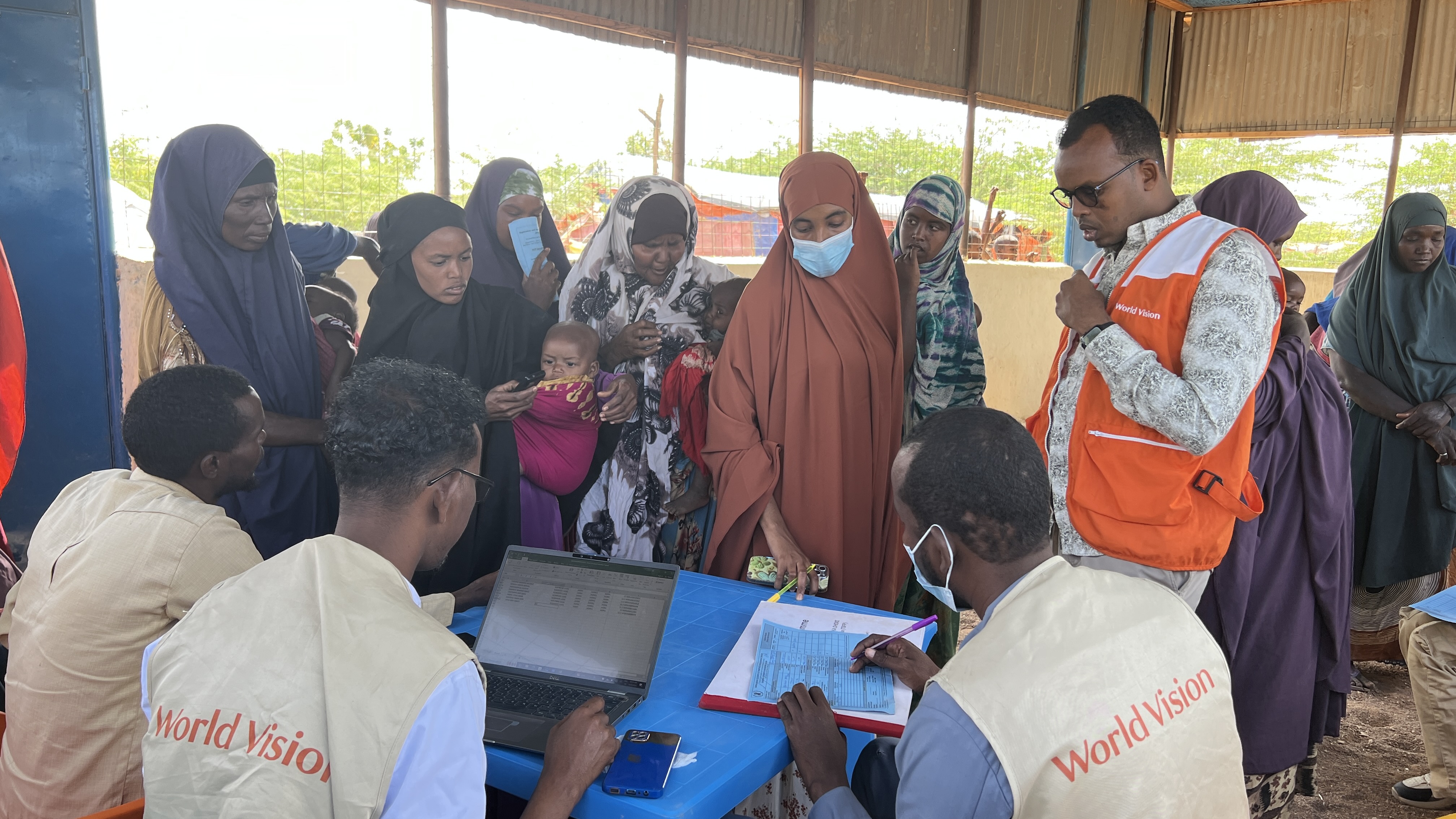 Mothers with children at Jazira camp