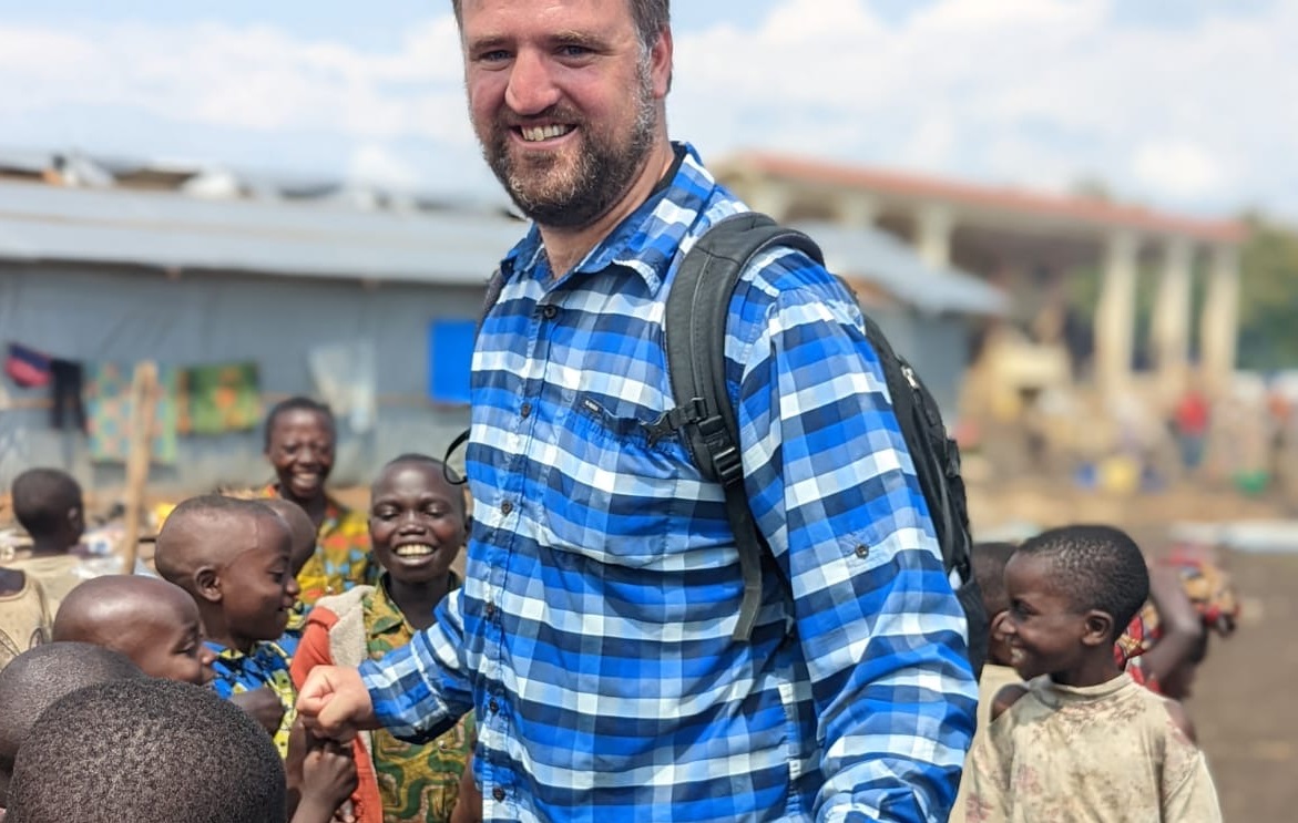 Johan and local children in Rutshuru