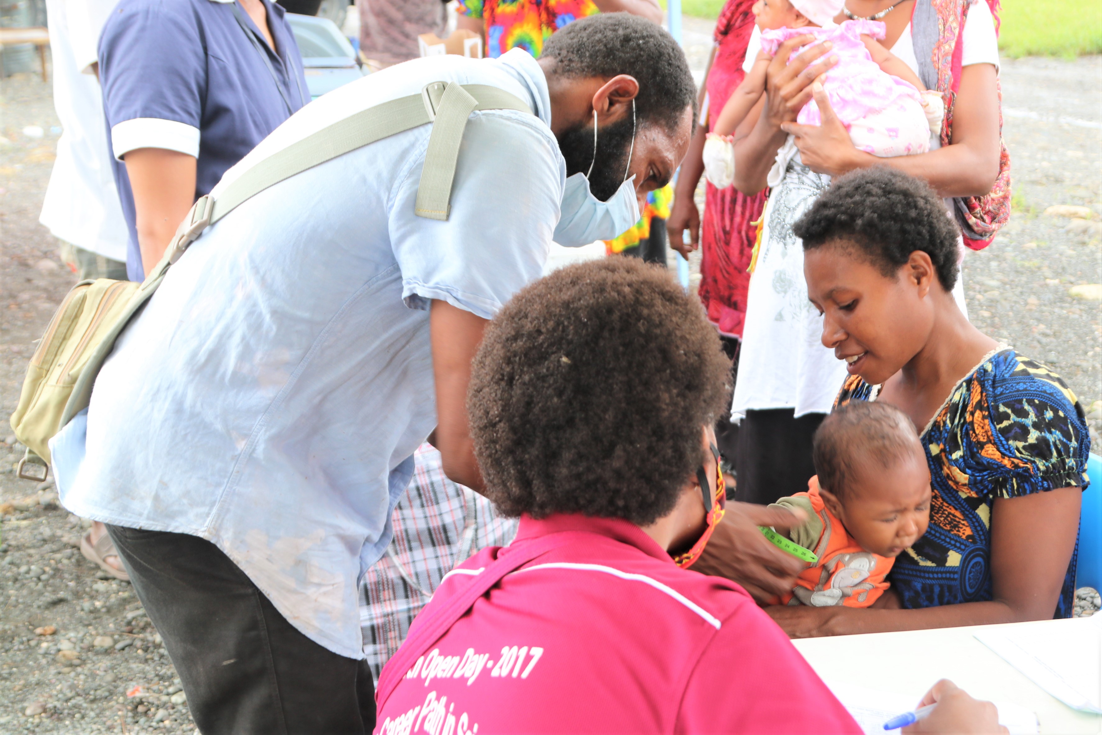 Morobe families happy with improved immunization access (19)