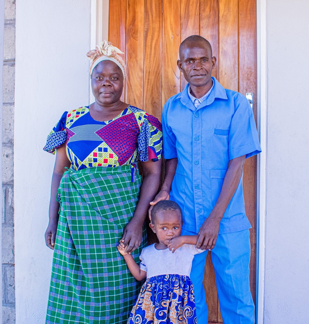Dule : I no longer spend so much time to walk to work. Now i can attend to sick children anytime and I have time to connect with my family.