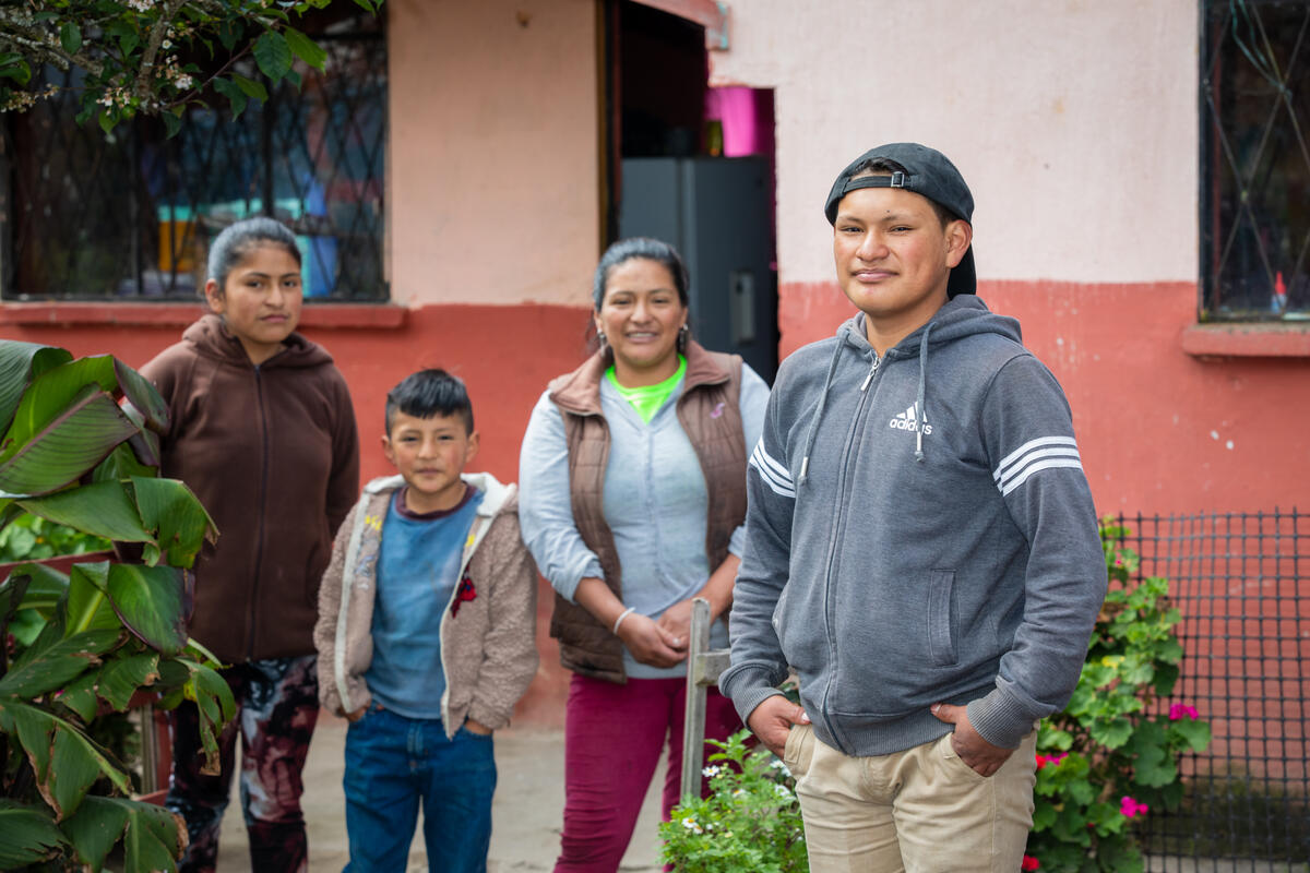 Daniel, from right, and his family: Mayra, mom, Justin, brother, and Nicol, sister.