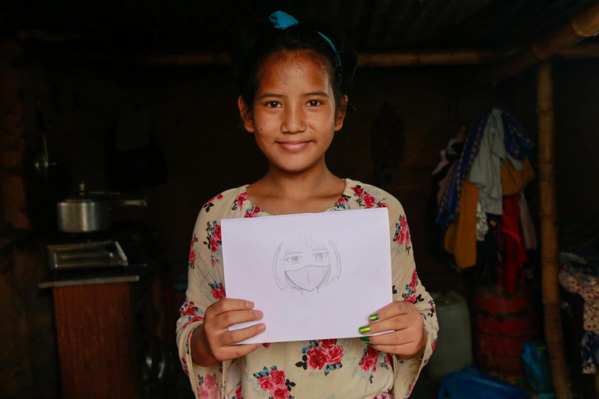 With the support of child sponsors, Soni is back at school and studying hard to become a doctor.