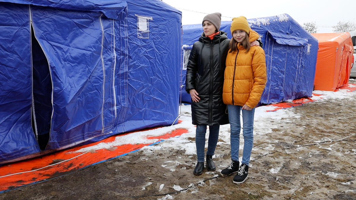 Yana and her mother fled Ukraine to Romania