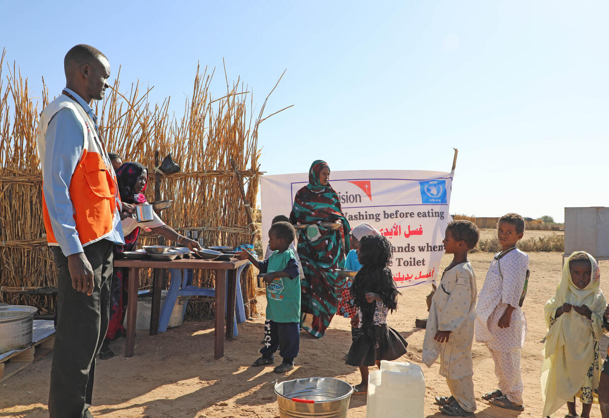 World Vision and WFP partnering on food