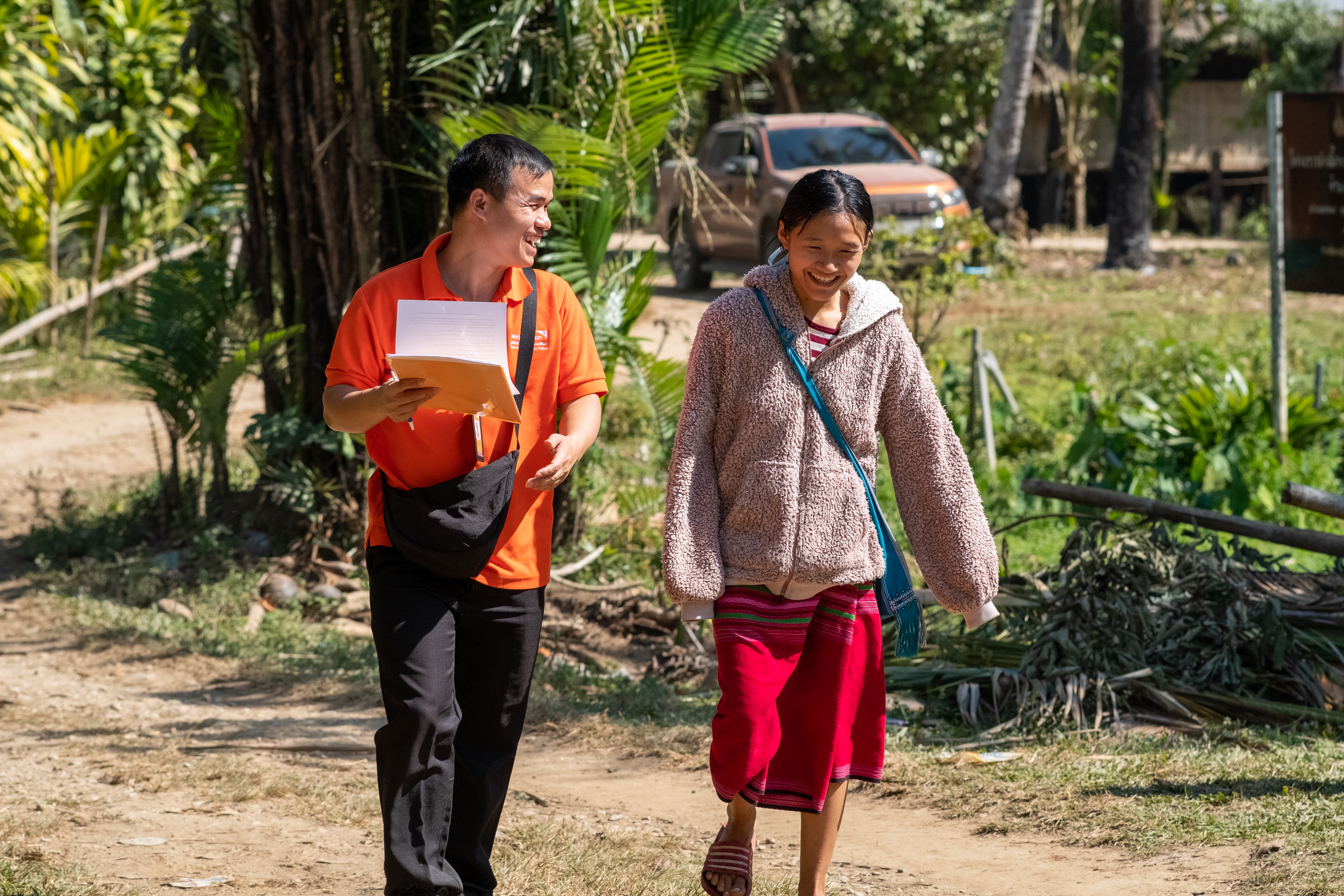 Regardless of the weather, Saeng Dao is always willing to help because having an opportunity to help others fulfills her.