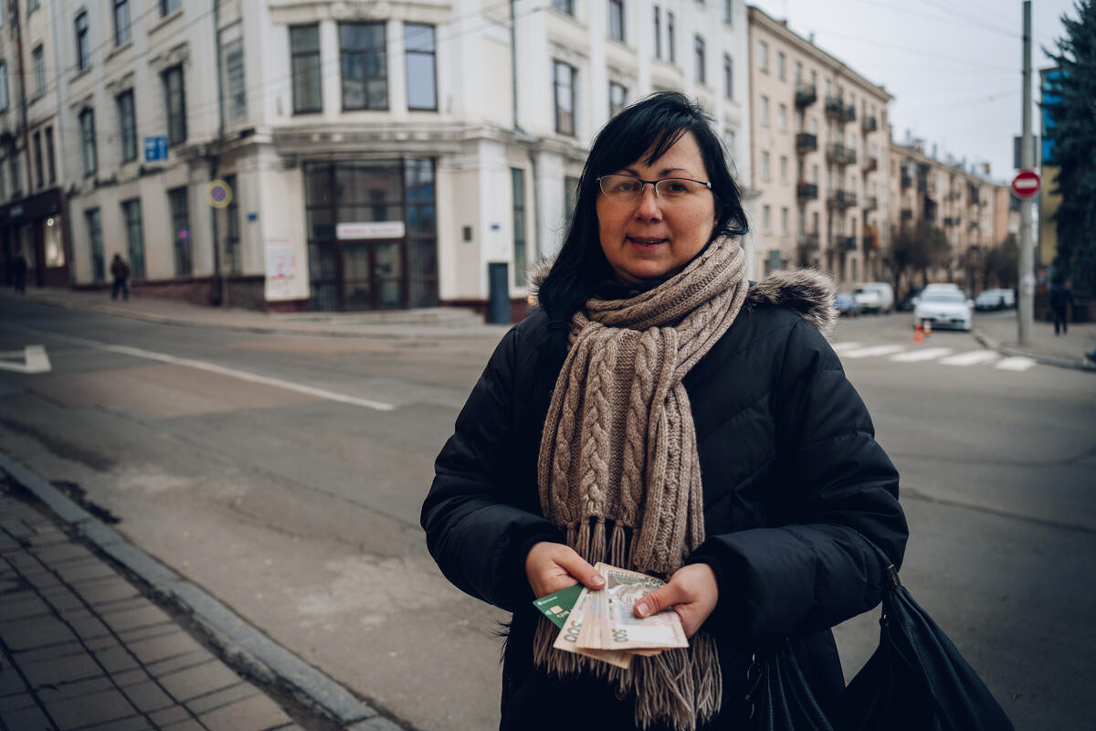 Ukrainian who has received cash aid 