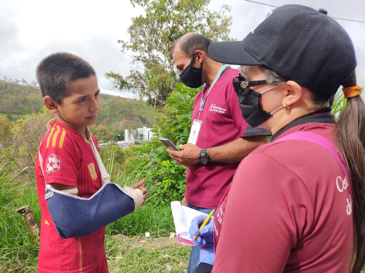 Venezuela Crisis: Jhony broke his arm skateboarding and had to wait for the procedure