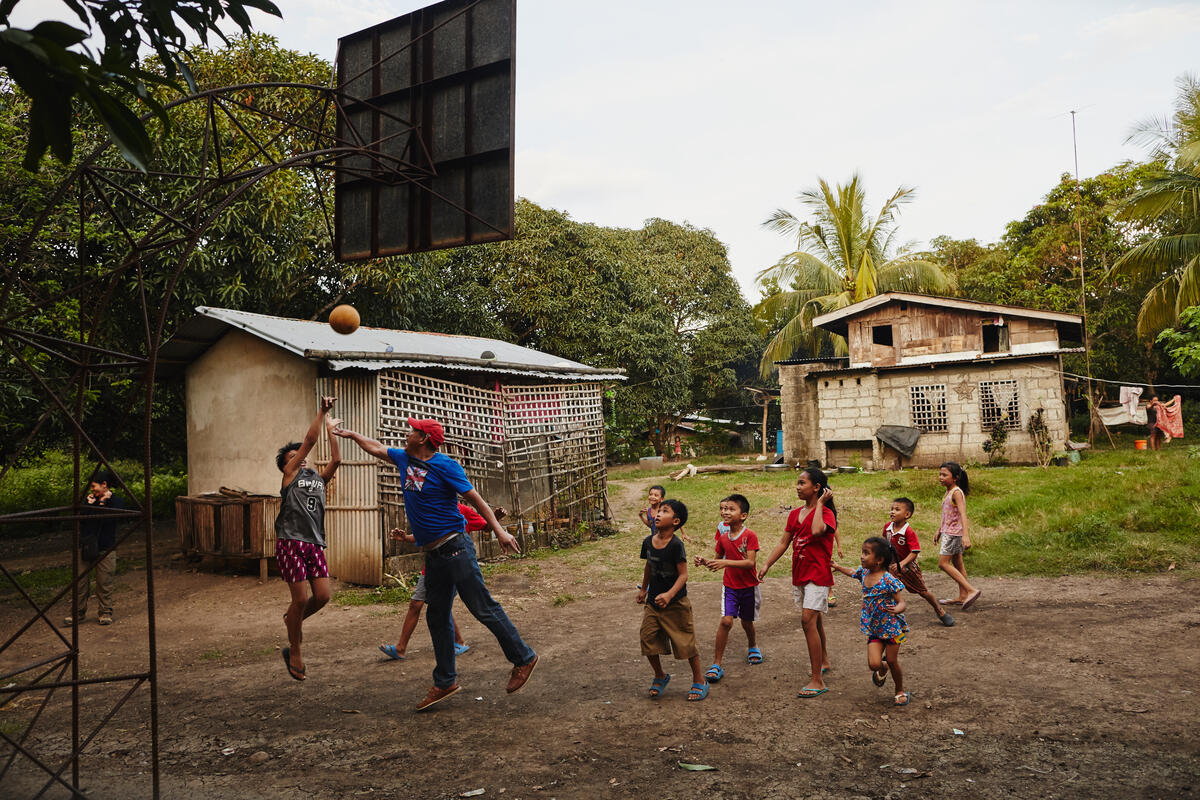 children playing basketball