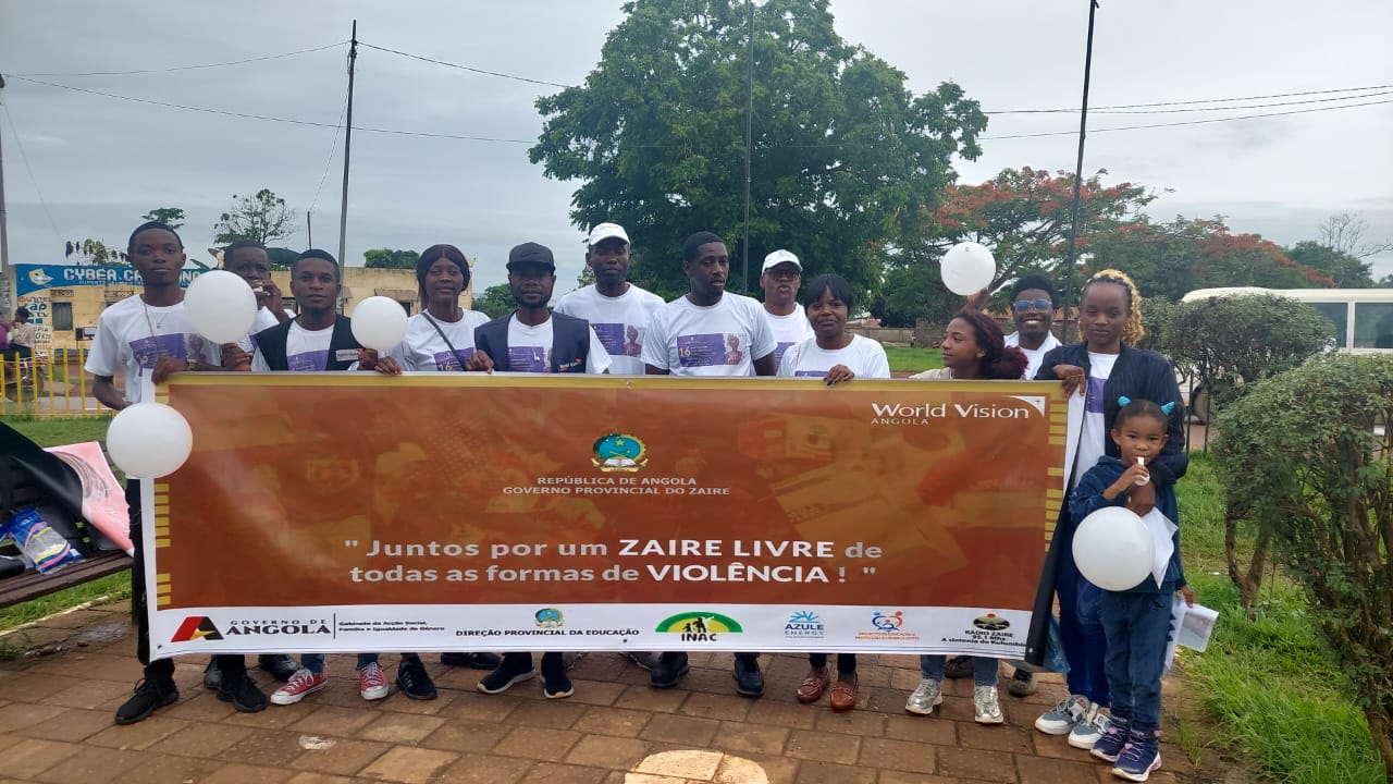 Marcha de repudio à violência no Zaire