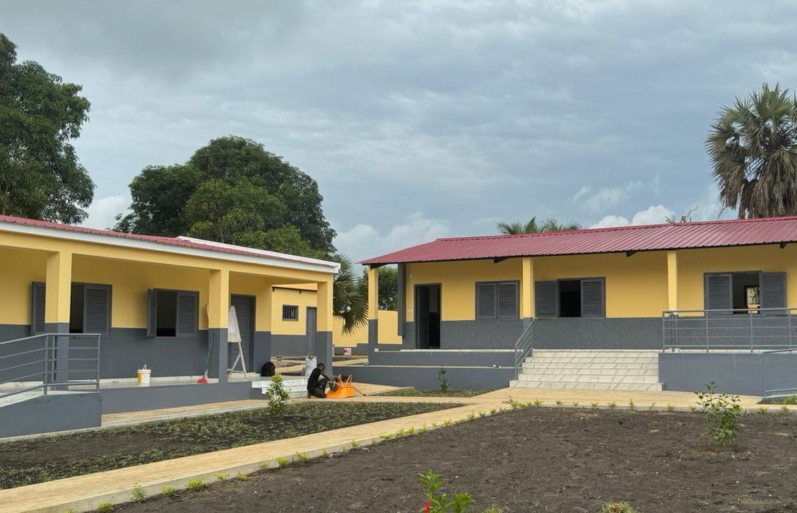 Escola Inaugurada