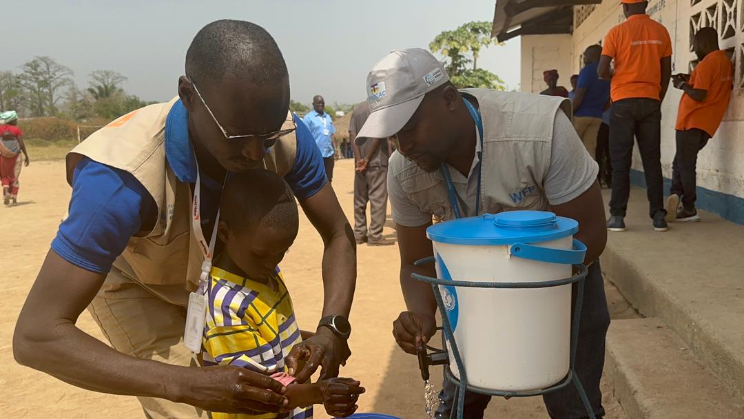 Le programme de distribution de repas scolaires en République centrafricaine : Une journée extraordinaire et les perspectives d'avenir prometteuses