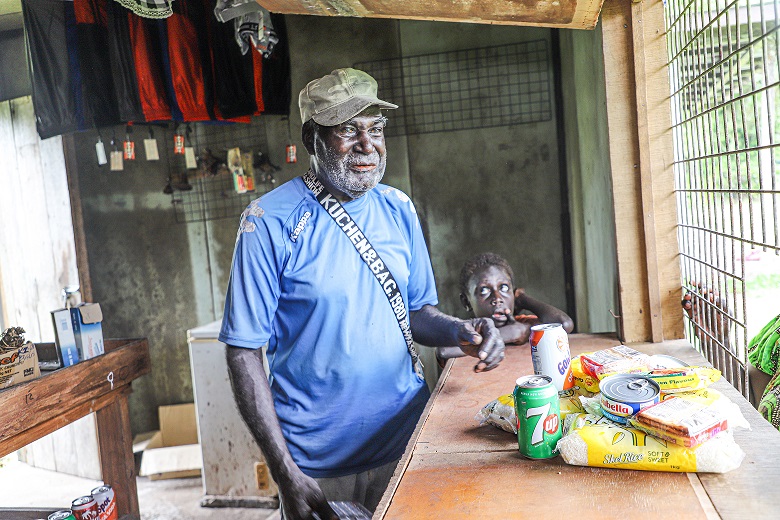 Woven Project Marketing Training Brought New Life to a Lorlilu Community Elder in Central Bougainville (8).jpg