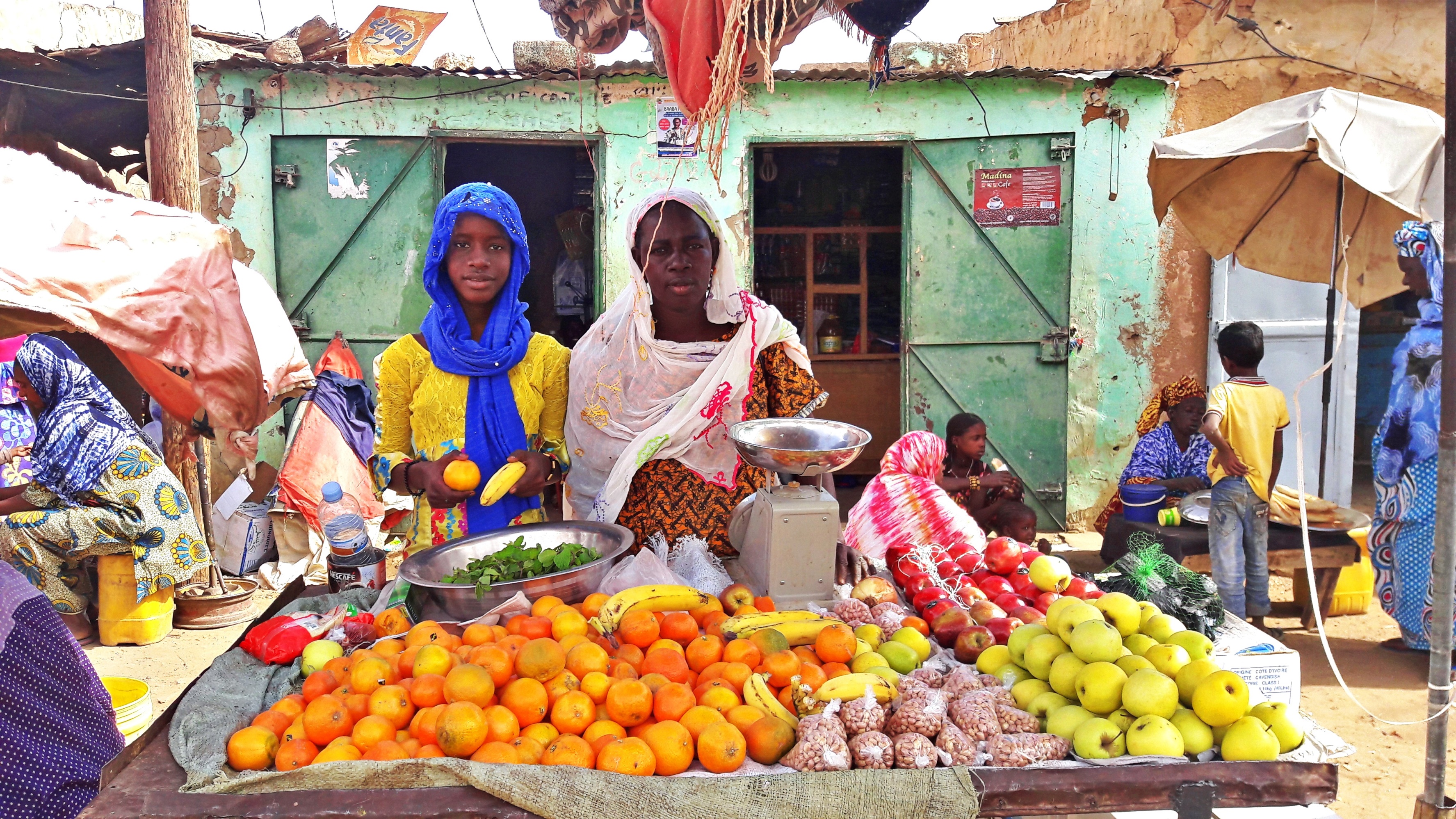 Aissata et son commerce de vente de fruits