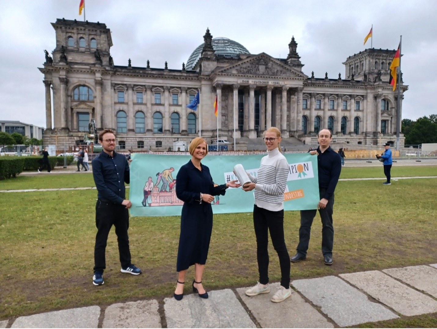 Child Rights Trophy is Passed in front of German Parliment