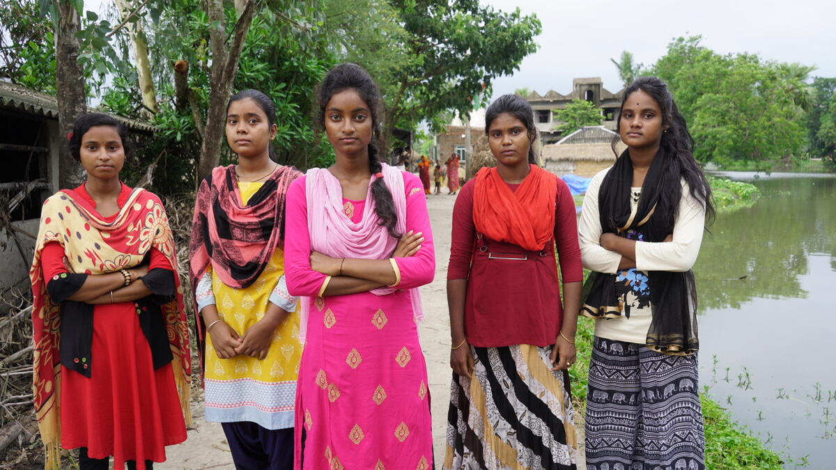 Girl in West Bengal help fight child marriage in India