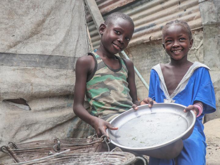 Children in Africa with empty plate