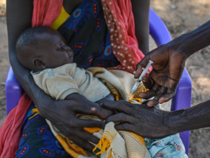 Polio vaccine administration