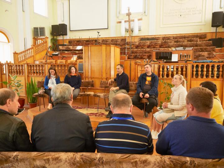 Church leaders discuss how to support refugees from Ukraine