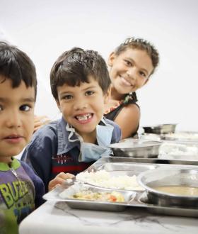 World Vision implements projects in Venezuelan to prevent the effects of malnutrition.