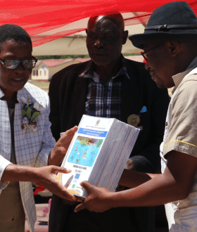 Teacher Professional Guide on Education and Disasters