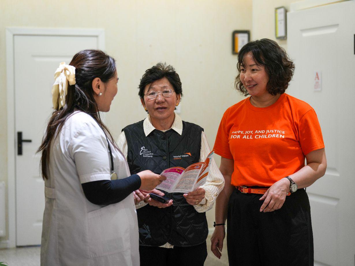 Maternal and child health project in Mongolia health workers & volunteers