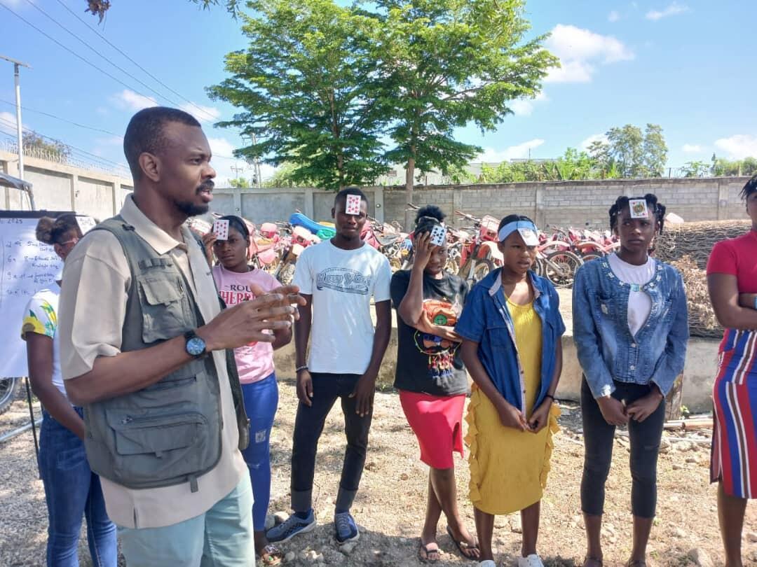 ominique giving trainings on the CVA 