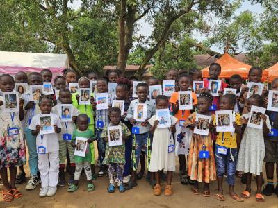 Children after chosing their sponsors