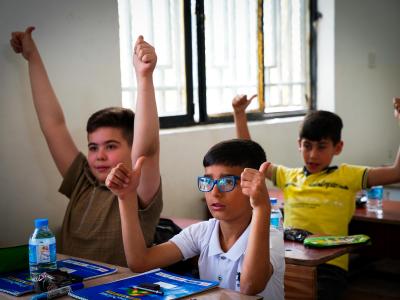 Mustafa at the class: Enas Hassan, © World Vision 2025.
